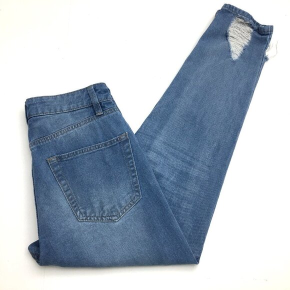 Refuge Denim Women's High Rise Mom Jeans Distressed Straight Leg size jrs 3 - Picture 11 of 11